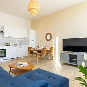 Appartement Super T2 Proche Du Cours Julien, Marseille